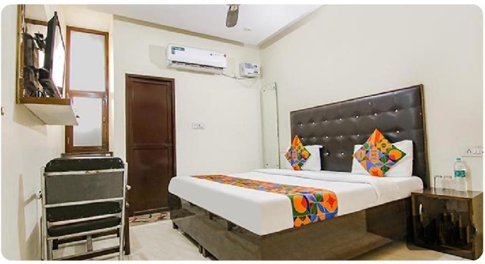Hotel Kb Square Near Chandigarh Railway Station المظهر الخارجي الصورة